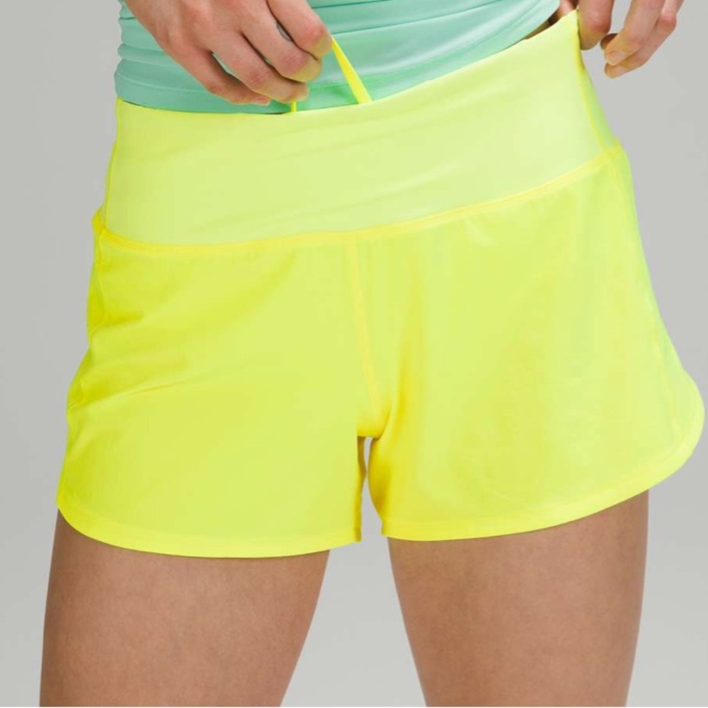 Lululemon Speed Up Mid-Rise Short 4" inseam size 2 Highlight Yellow - Picture 13 of 14